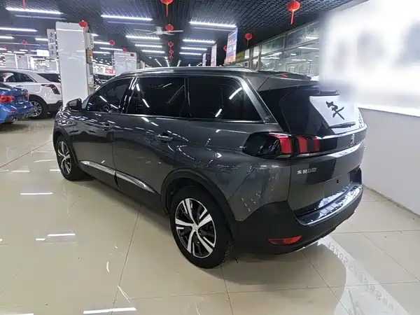 Peugeot 5008 2018