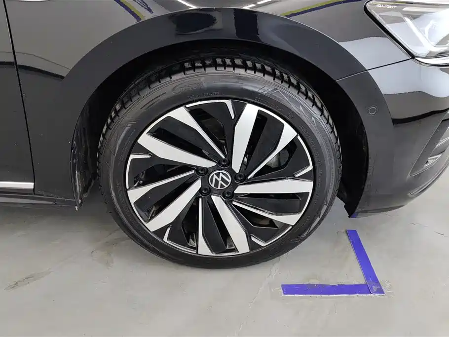 Volkswagen Passat 2022