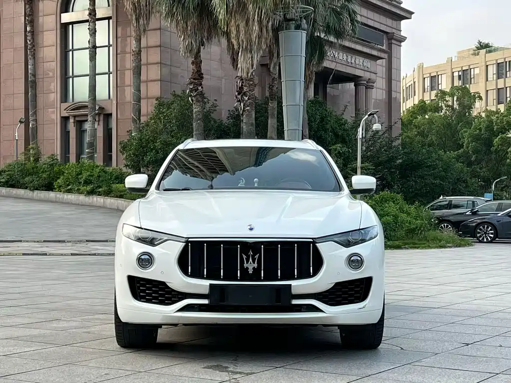 Maserati Levante 2016