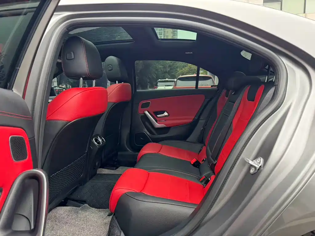 Mercedes-Benz A-Class AMG 2023 — фото 6