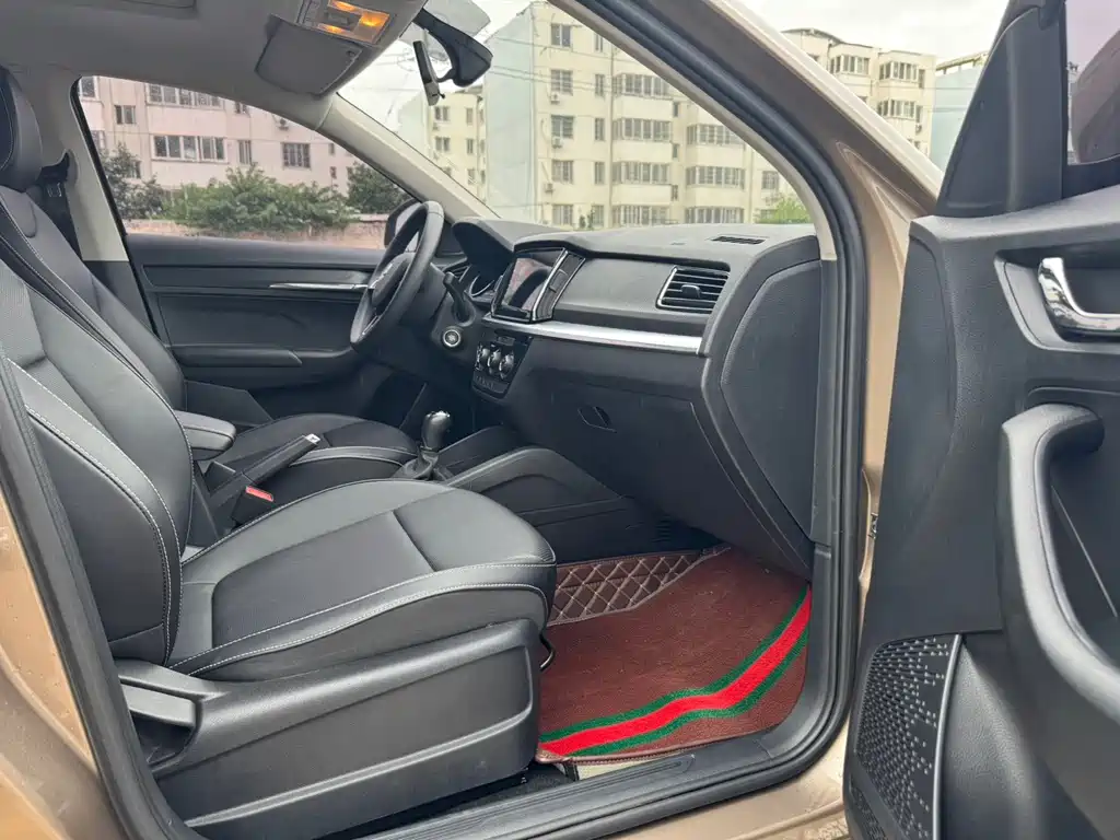 Skoda Kamiq 2022 — фото 10