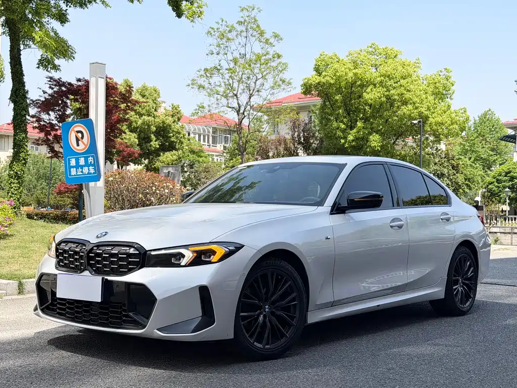 BMW 3 Series 2024