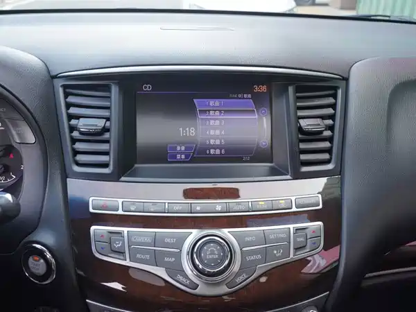 Infiniti JX 2013