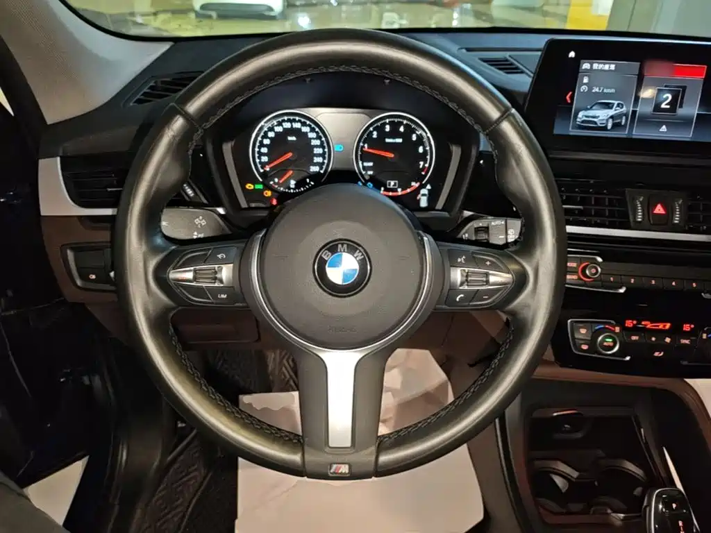 BMW X1 2022 — фото 11