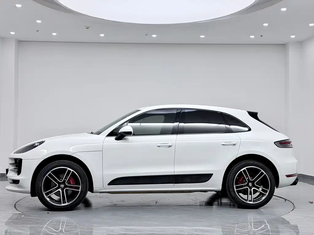 Porsche Macan 2021 — фото 12