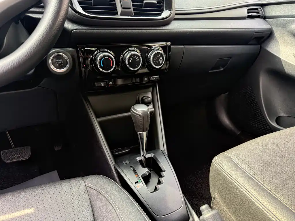 Toyota Vios 2023 — фото 15