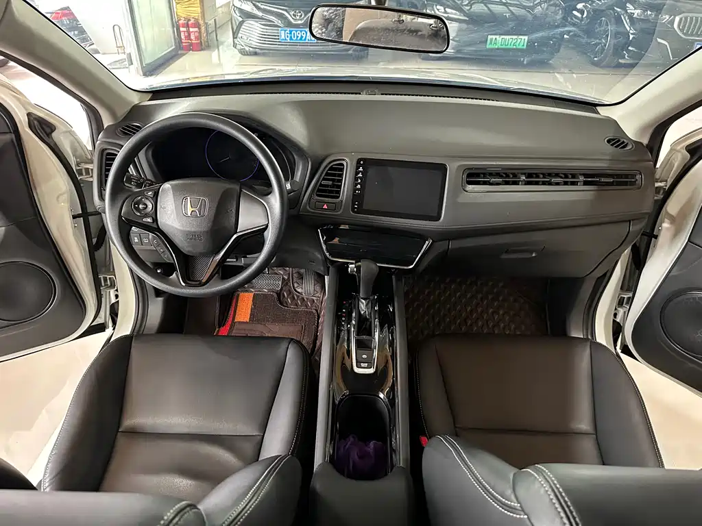 Honda Vezel 2022 — фото 10