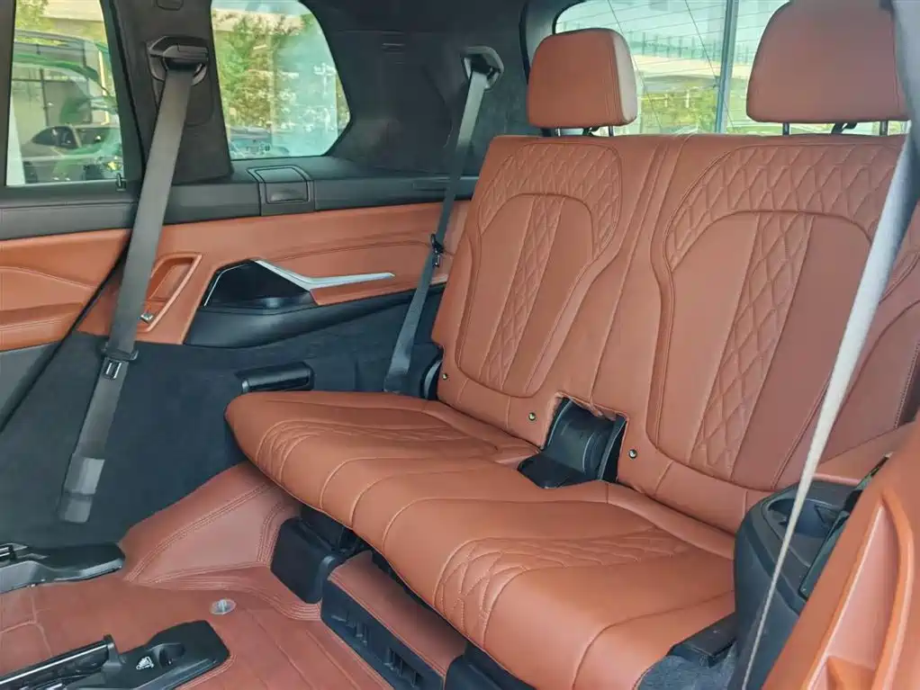 BMW X7 2022 — фото 13
