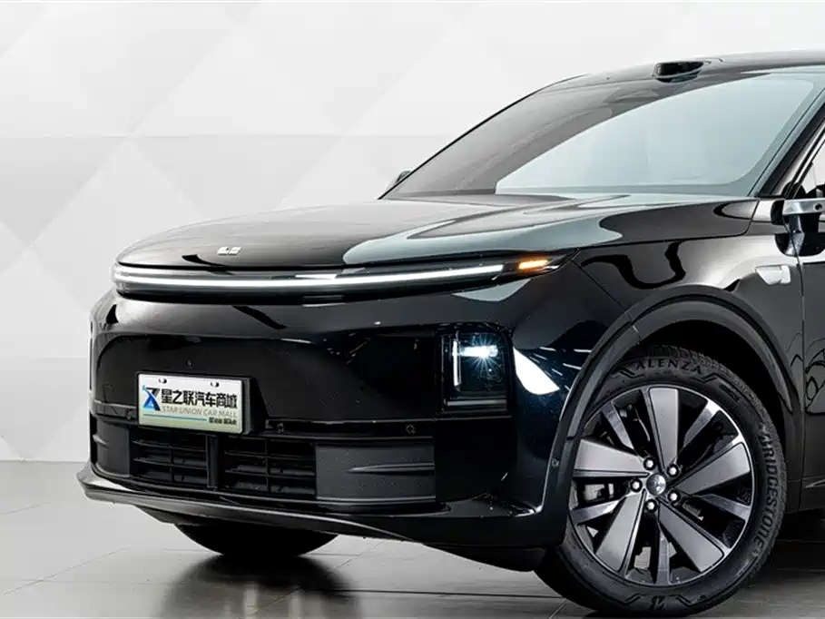 Li Auto Li L6 2025