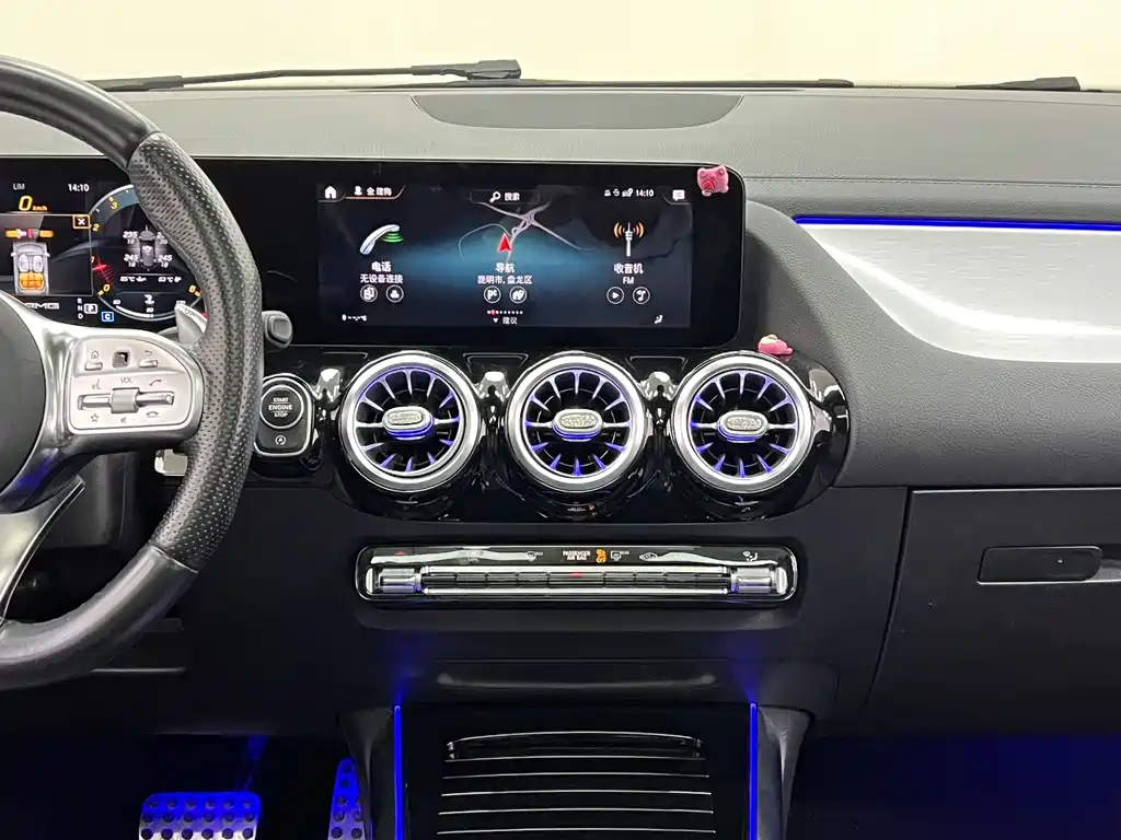 Mercedes-Benz GLA AMG 2021 — фото 23