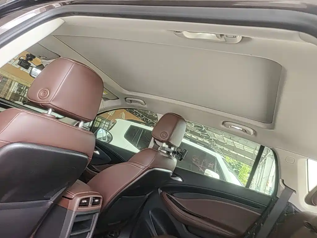 Buick Envision Plus 2020 — фото 18