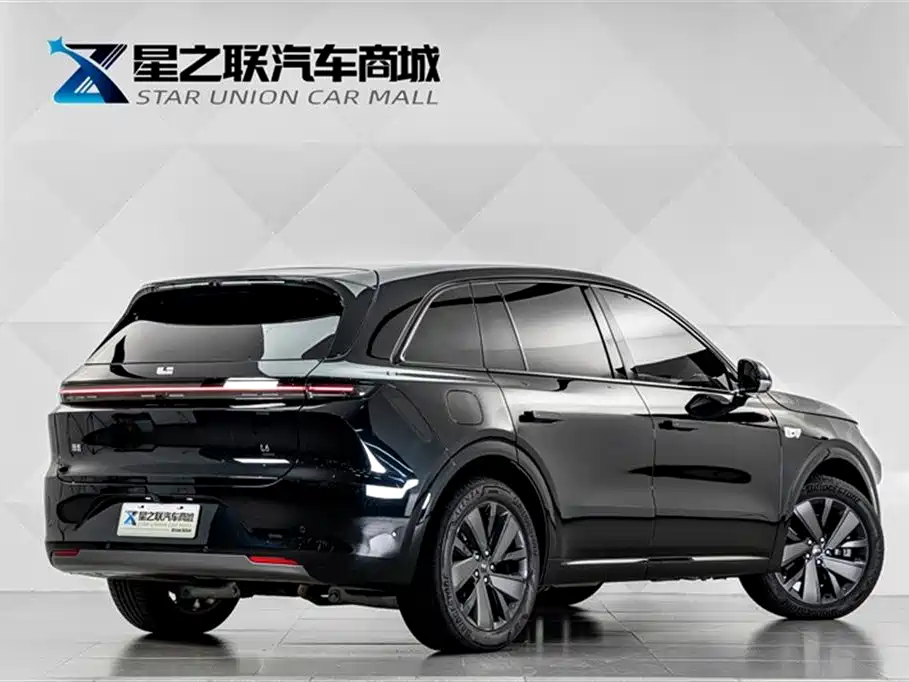 Li Auto Li L6 2025