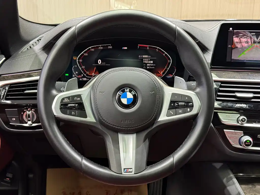 BMW 5 Series 2020 — фото 14