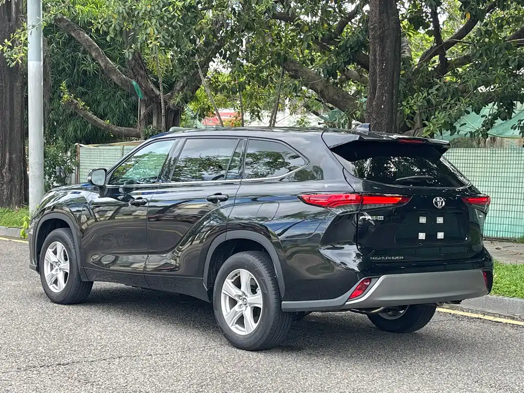 Toyota Highlander 2026 — фото 11