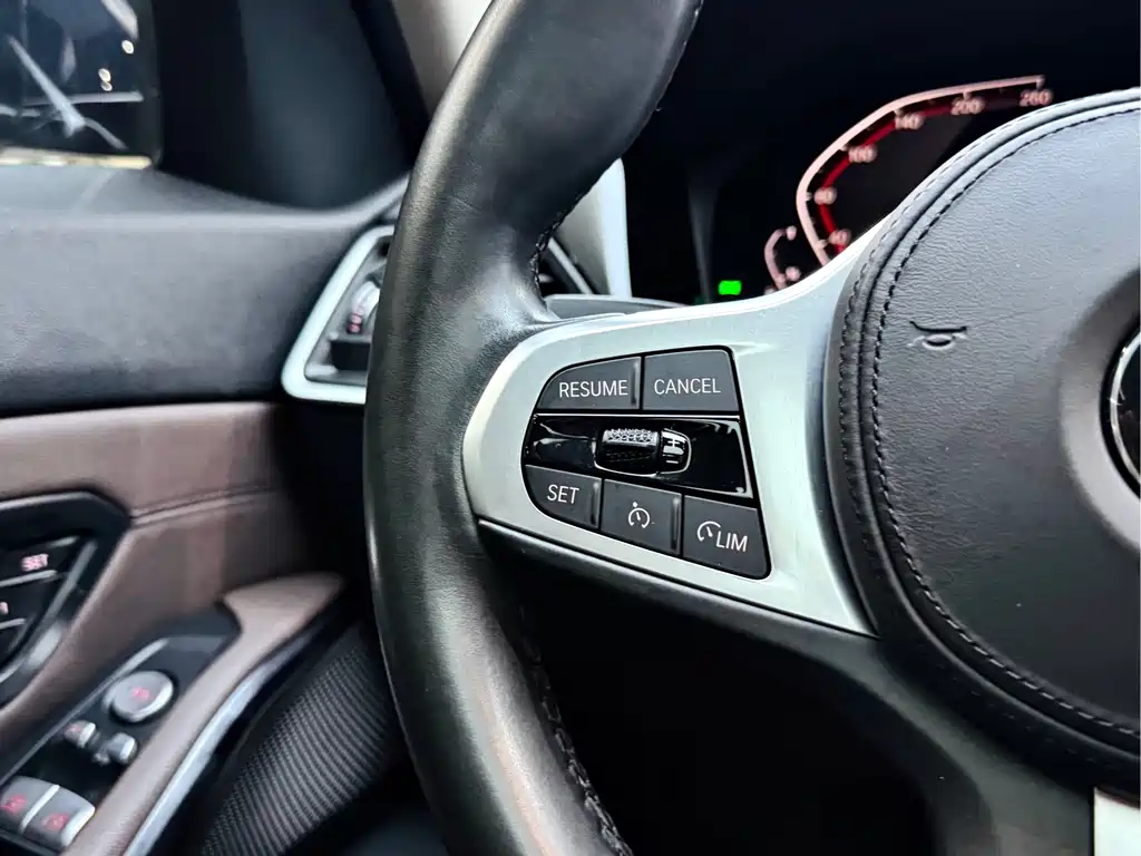 BMW 3 Series 2020 — фото 16