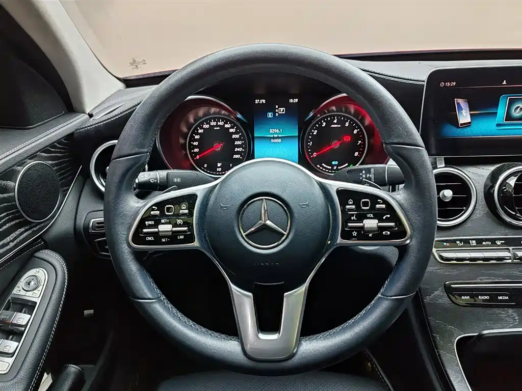 Mercedes-Benz C-Class 2019 — фото 12