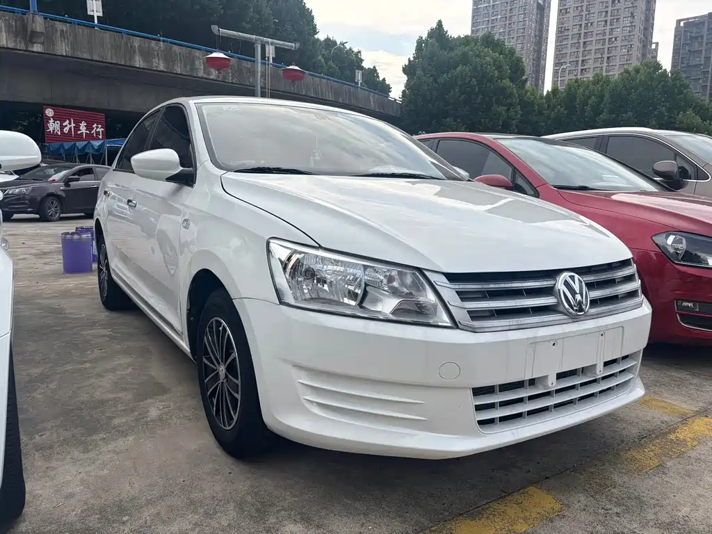 Volkswagen Santana 2014