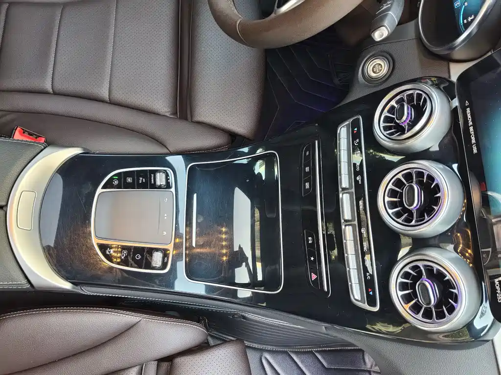 Mercedes-Benz GLC 2022 — фото 16