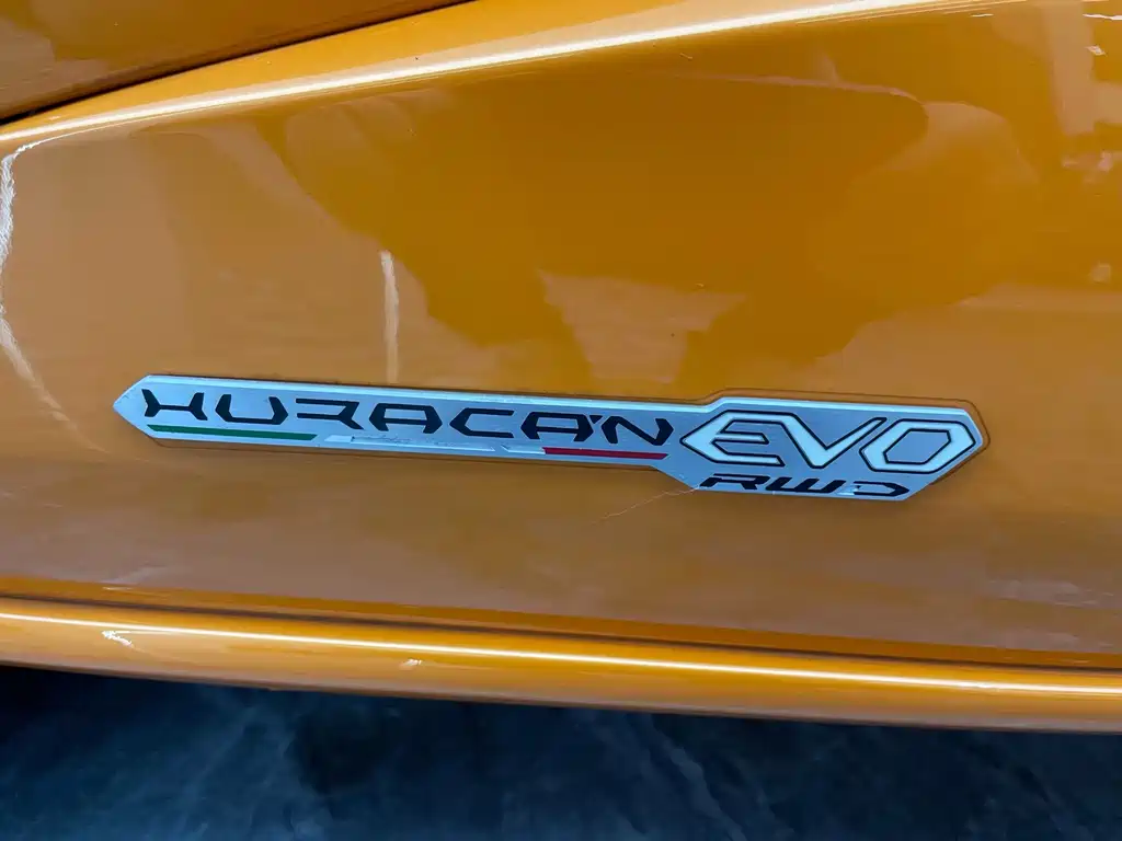Lamborghini Huracan 2022 — фото 36