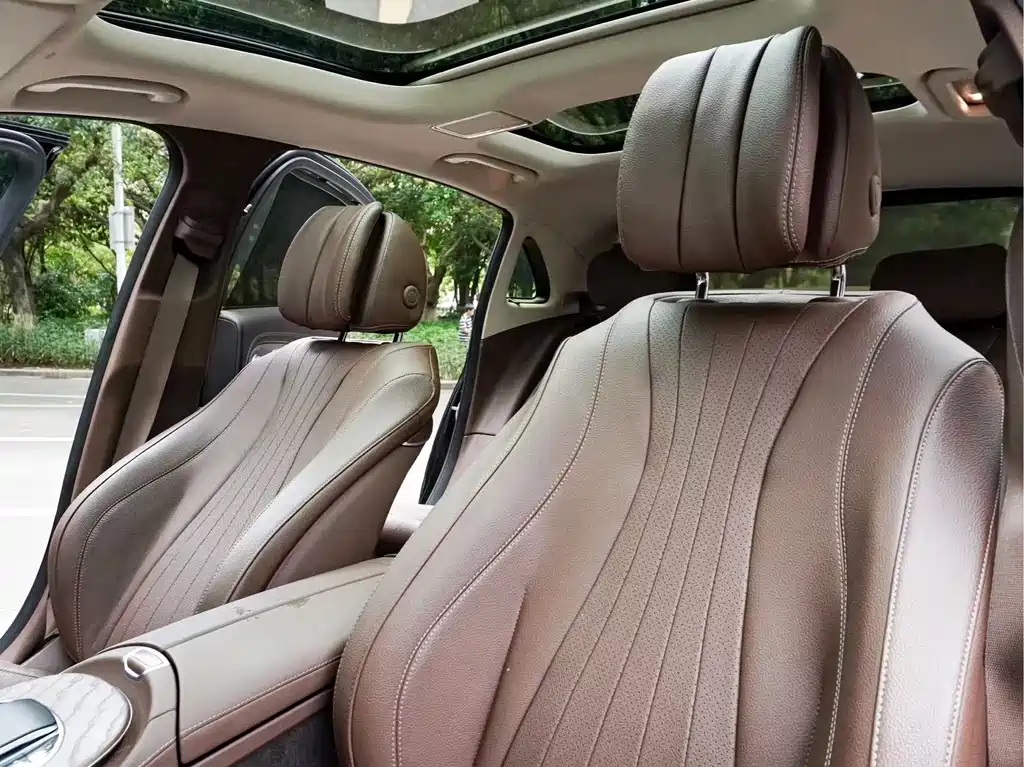 Mercedes-Benz E-Class 2022 — фото 14