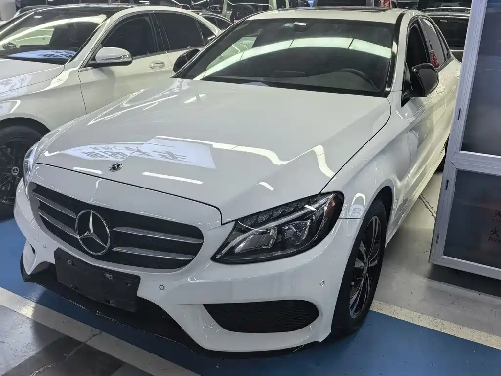 Mercedes-Benz C-Class 2018