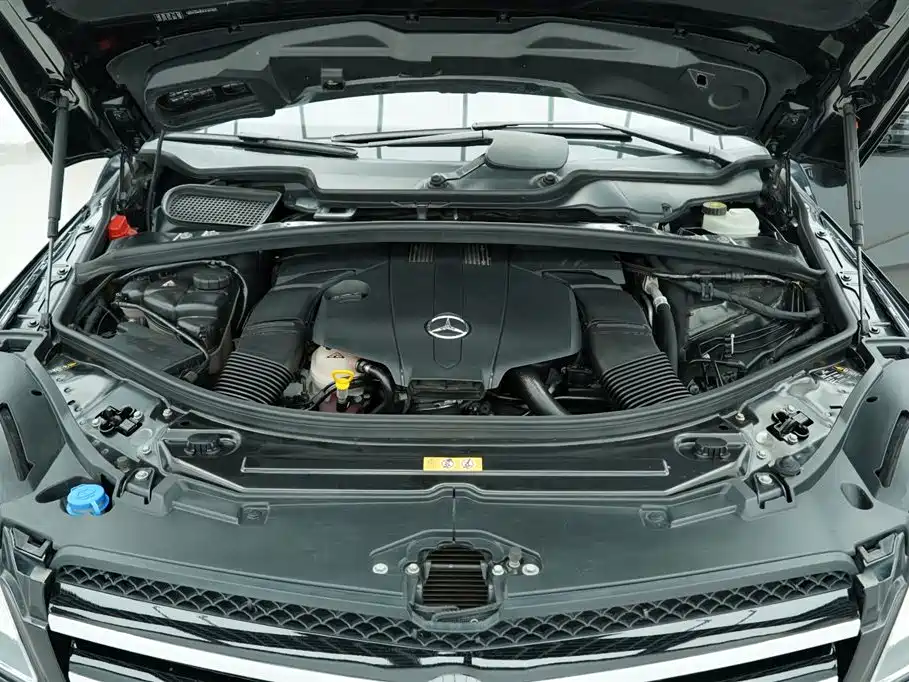 Mercedes-Benz R-Class 2015 — фото 36