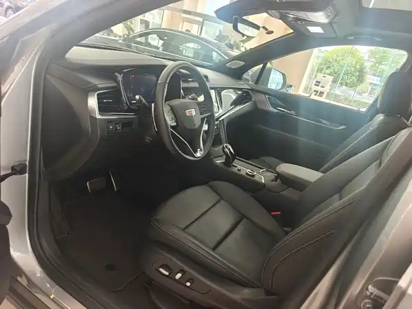 Cadillac XT6 2025