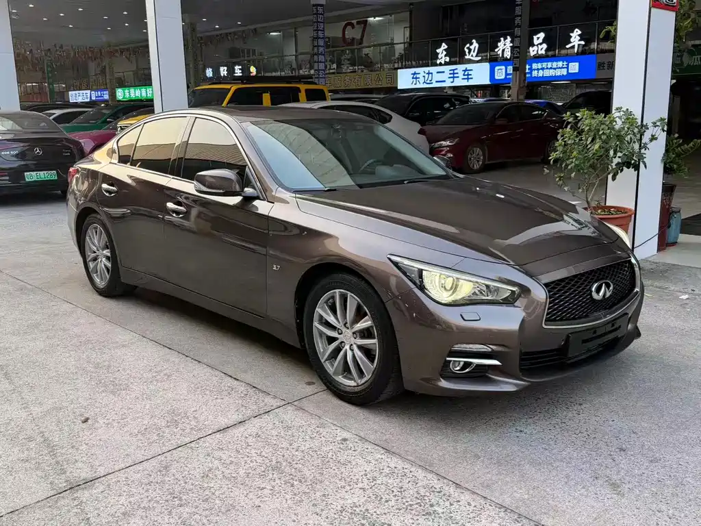 Infiniti Q50 2014 — фото 3