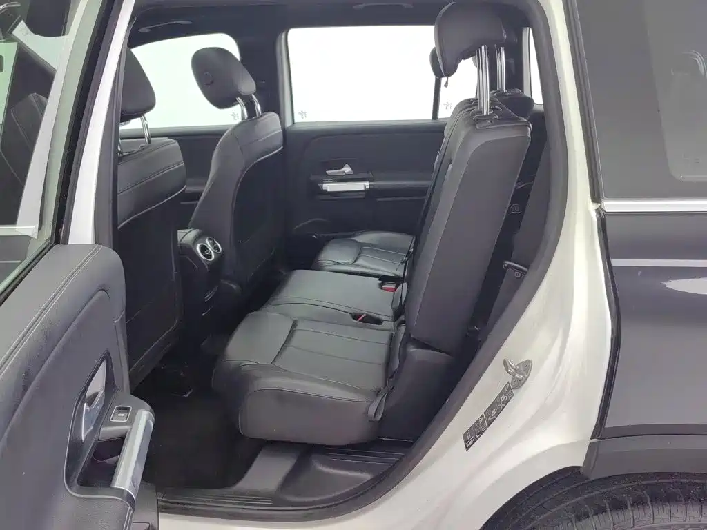 Mercedes-Benz GLB 2020 — фото 15