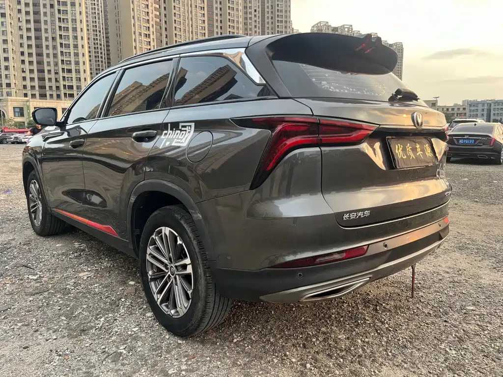 Changan CS75 PLUS 2021 — фото 4