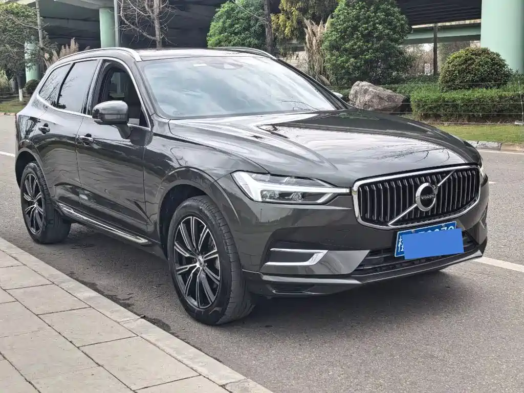 Volvo XC60 2020 — фото 3