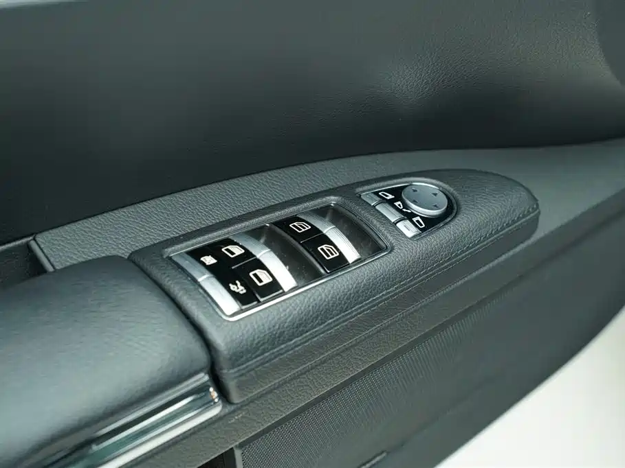 Mercedes-Benz S-Class 2011 — фото 14