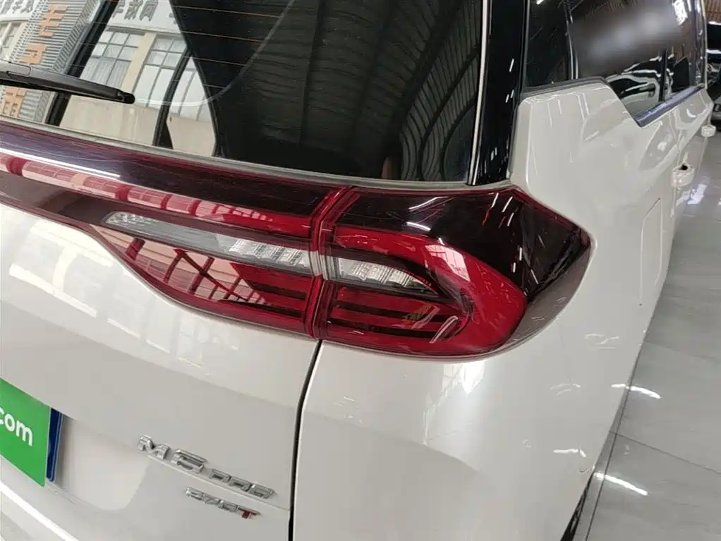 GAC Motor Trumpchi M6 2023 — фото 8