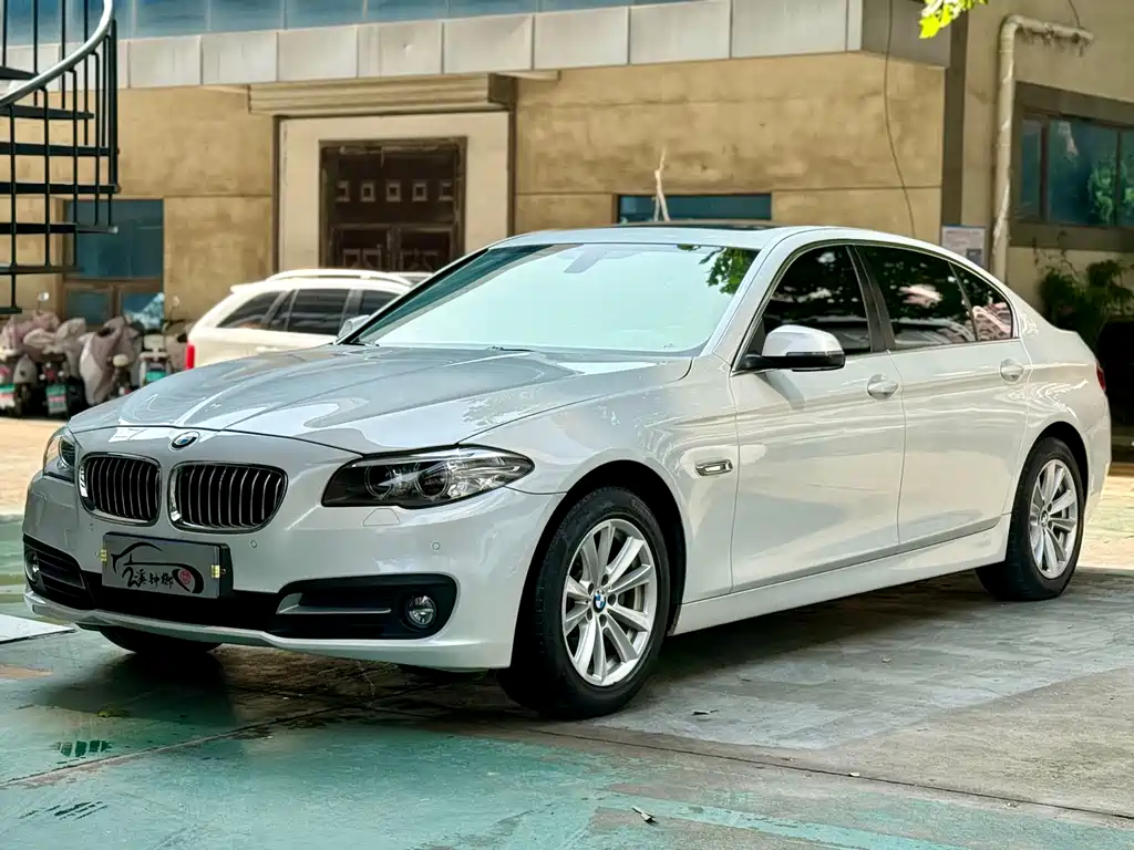 BMW 5 Series 2015