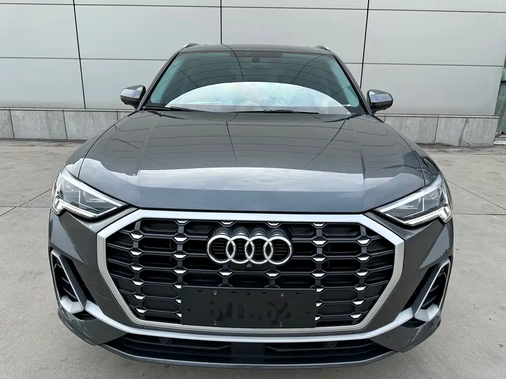 Audi Q3 2022