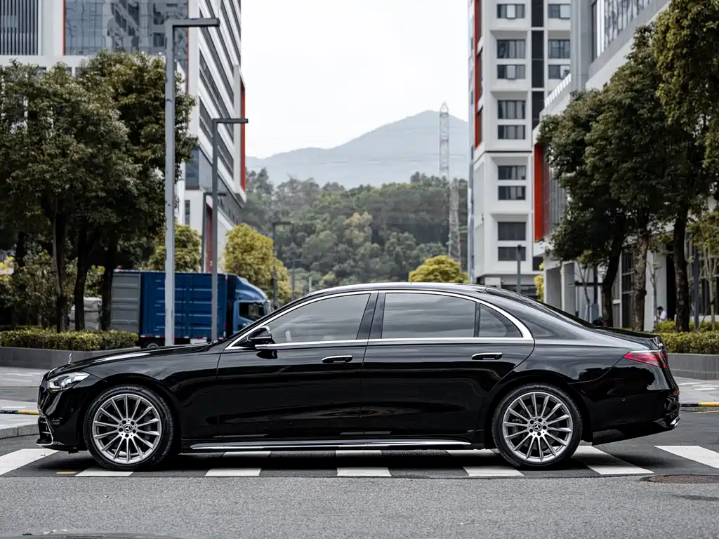 Mercedes-Benz S-Class 2023 — фото 4