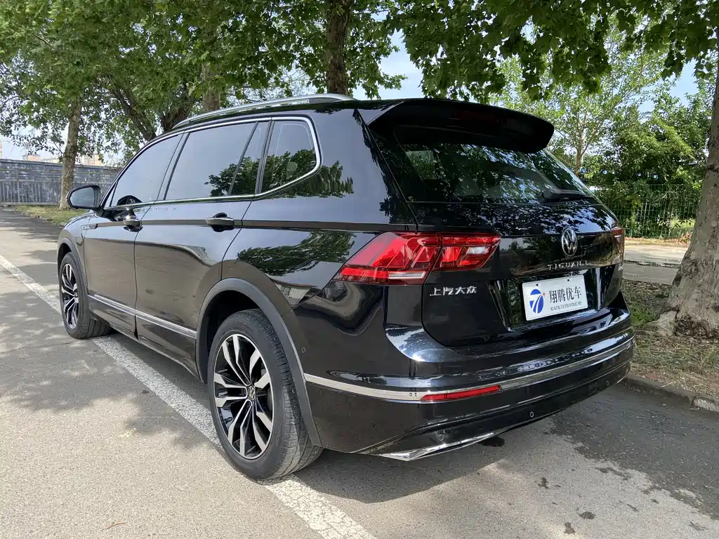 Volkswagen Tiguan L 2021 — фото 6