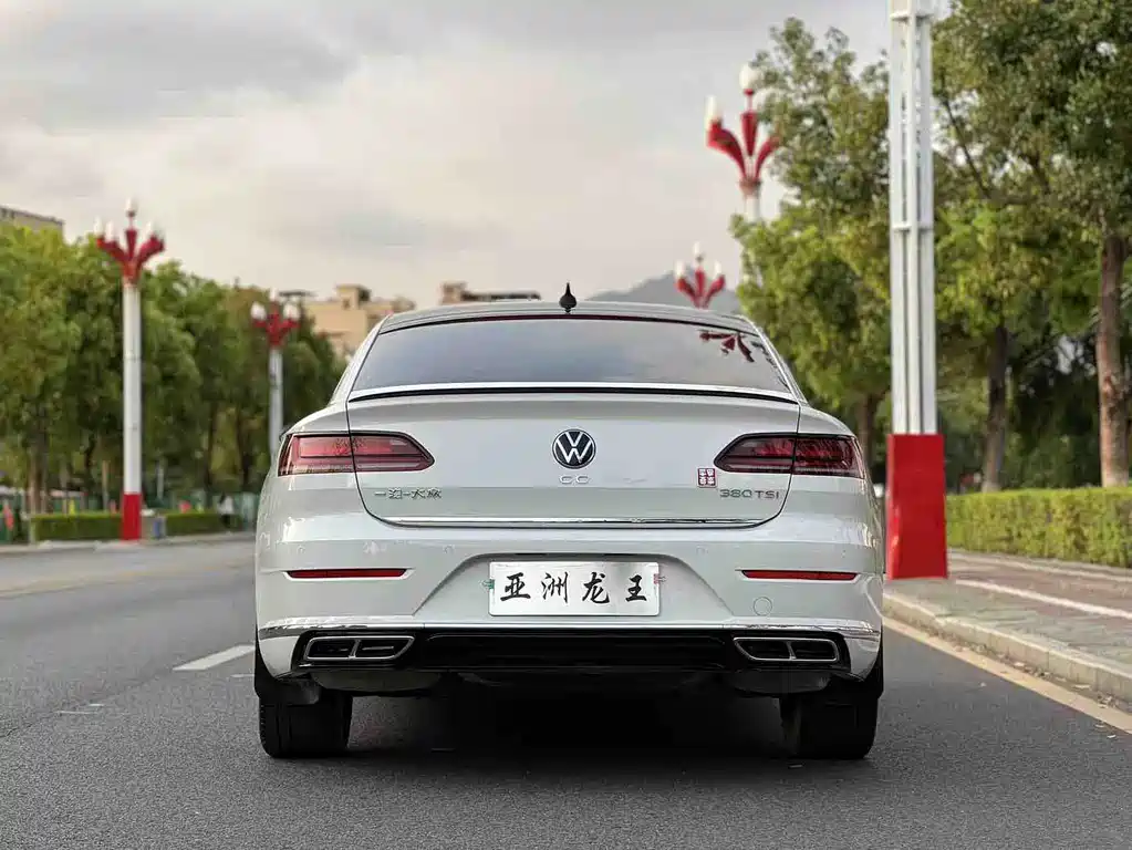 Volkswagen CC 2021 — фото 5