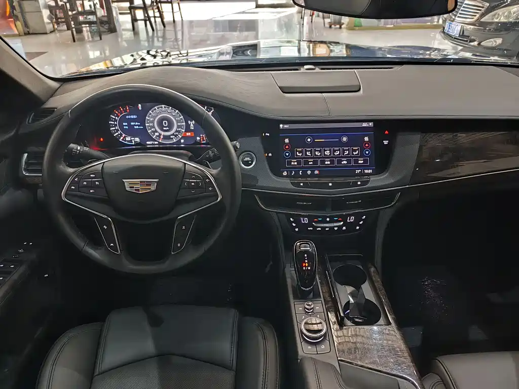 Cadillac CT6 2023 — фото 9