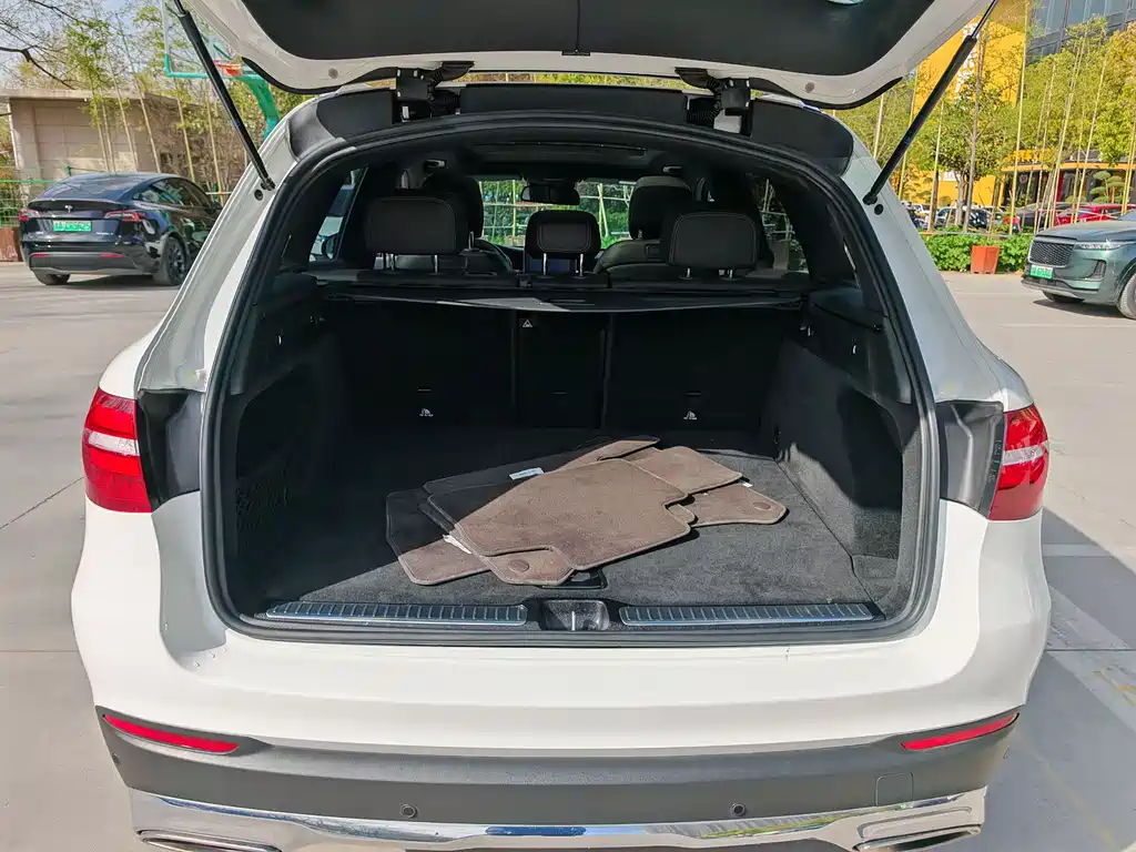 Mercedes-Benz GLC 2016