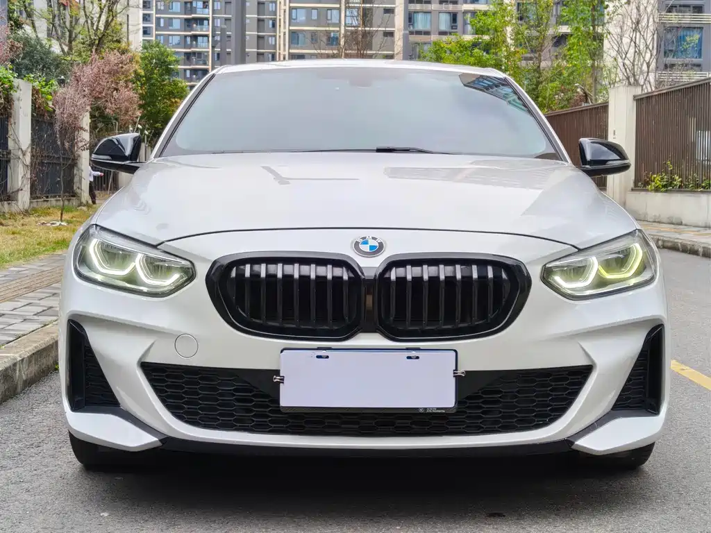 BMW 1 Series 2021