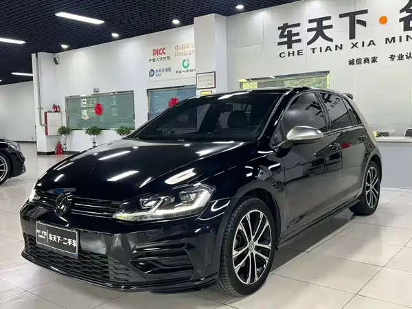Volkswagen Golf 2020