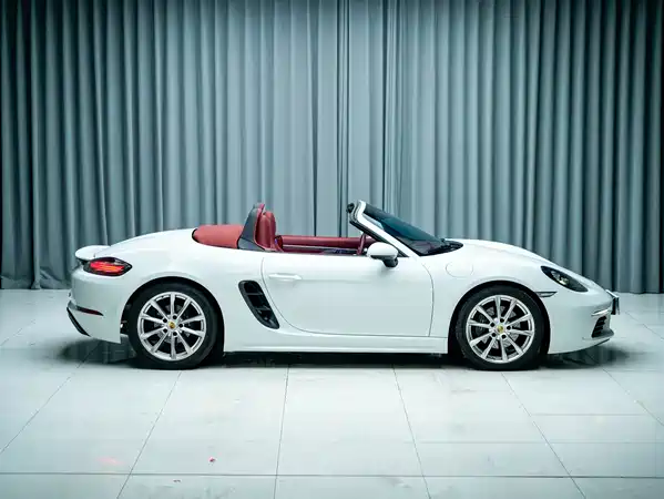 Porsche 718 2022