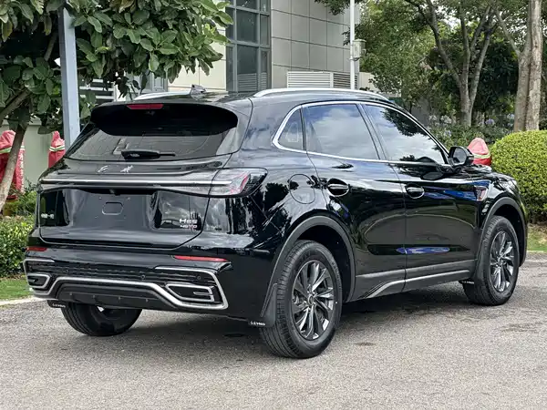 Hongqi HS5 2025
