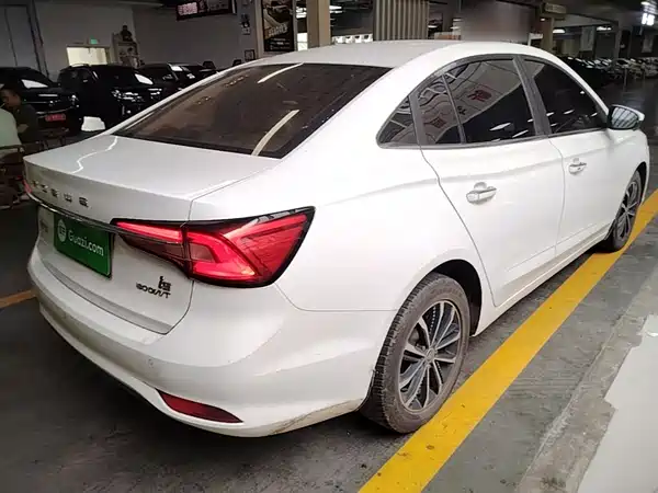 Roewe i5 2021