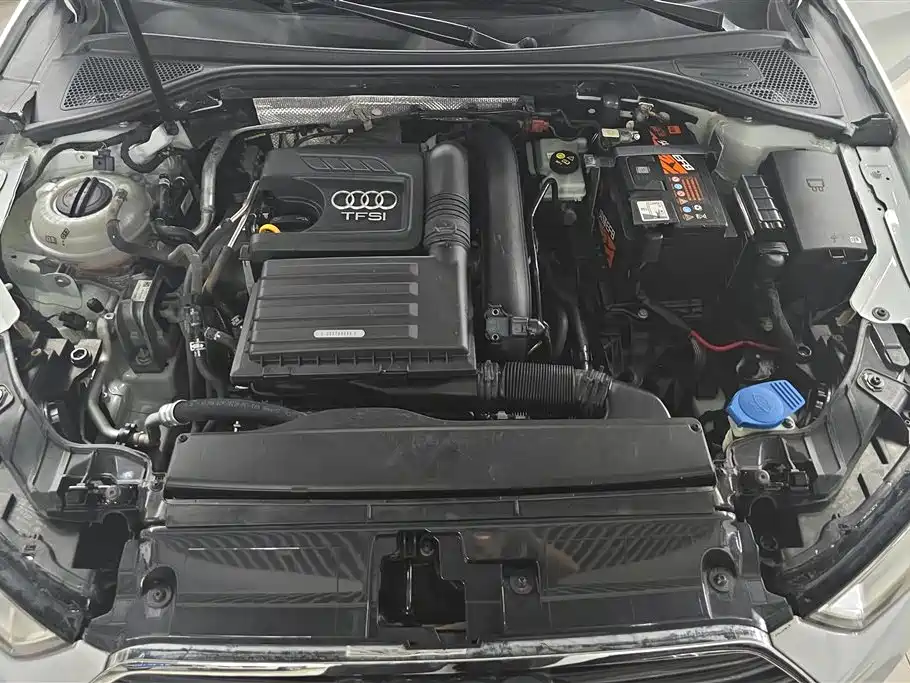 Audi A3 2017 — фото 10