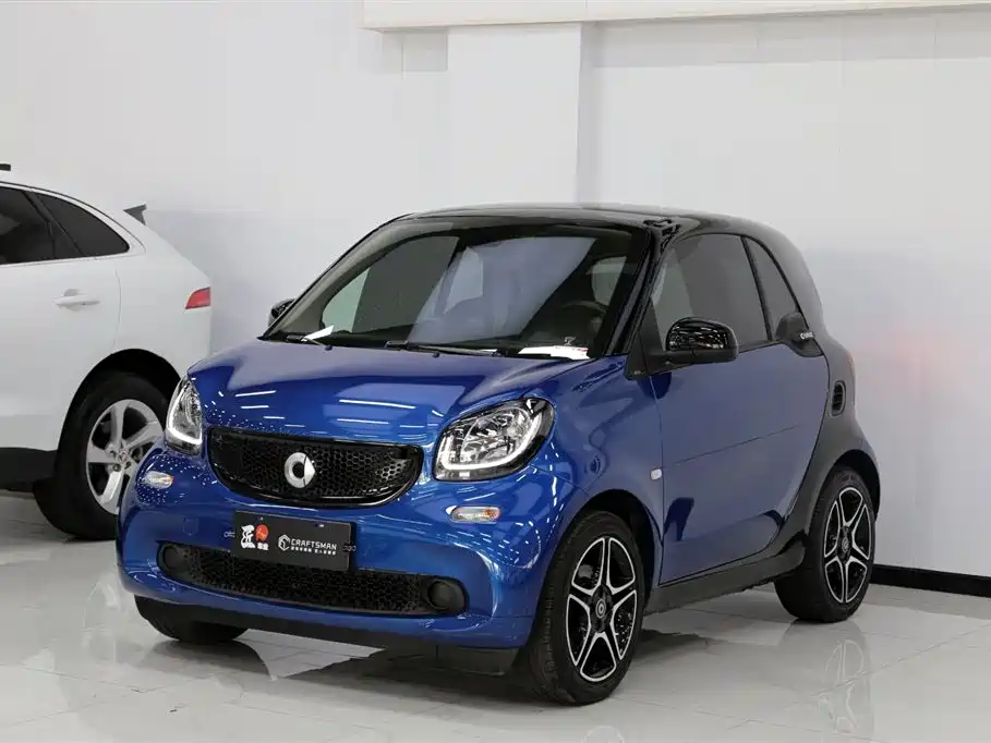 smart fortwo 2016 — фото 18