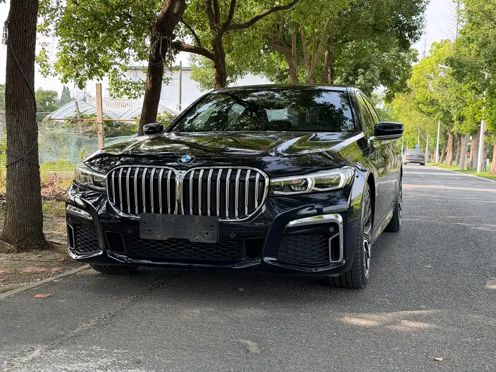 BMW 7 Series 2021