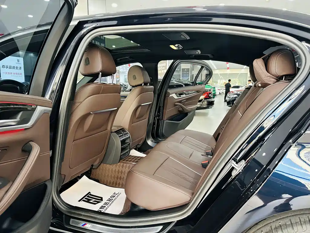 BMW 5 Series 2022