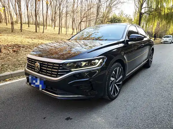 Volkswagen Passat 2022